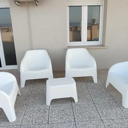 Attico Le Rose Lägenhet *