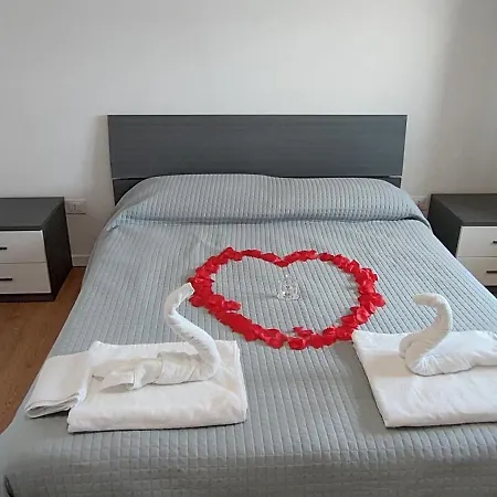 Lägenhet Attico Le Rose *