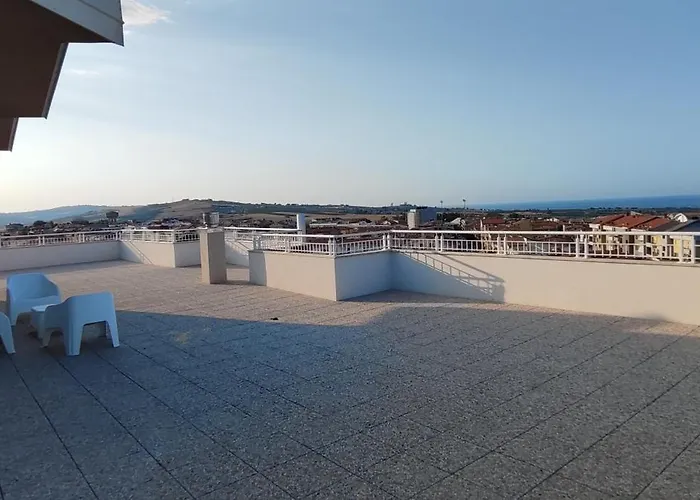 Διαμέρισμα Attico Le Rose *